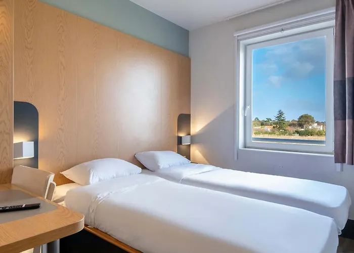 Hotel Royan La Palmyre 2*